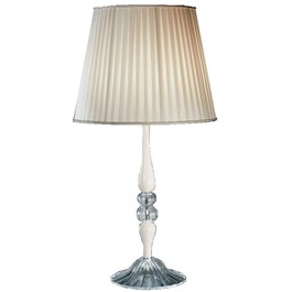 9002 T0 Table Lamp White